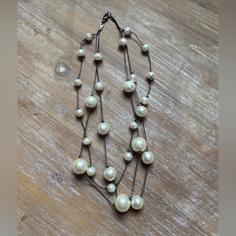 Elegant Silver Pearl Necklace